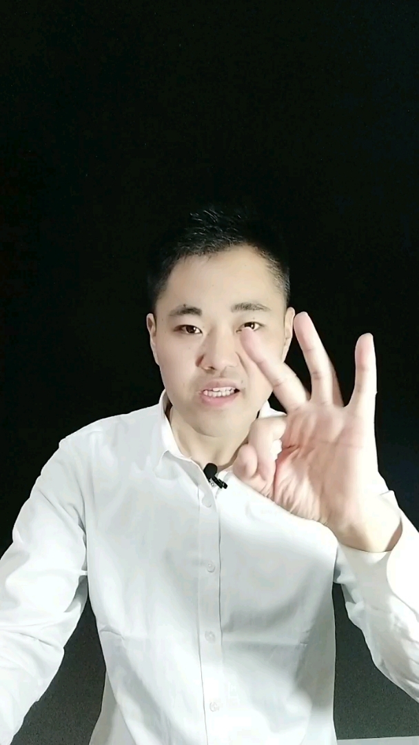 全民关注！精彩瞬间视频火爆网络的简单介绍