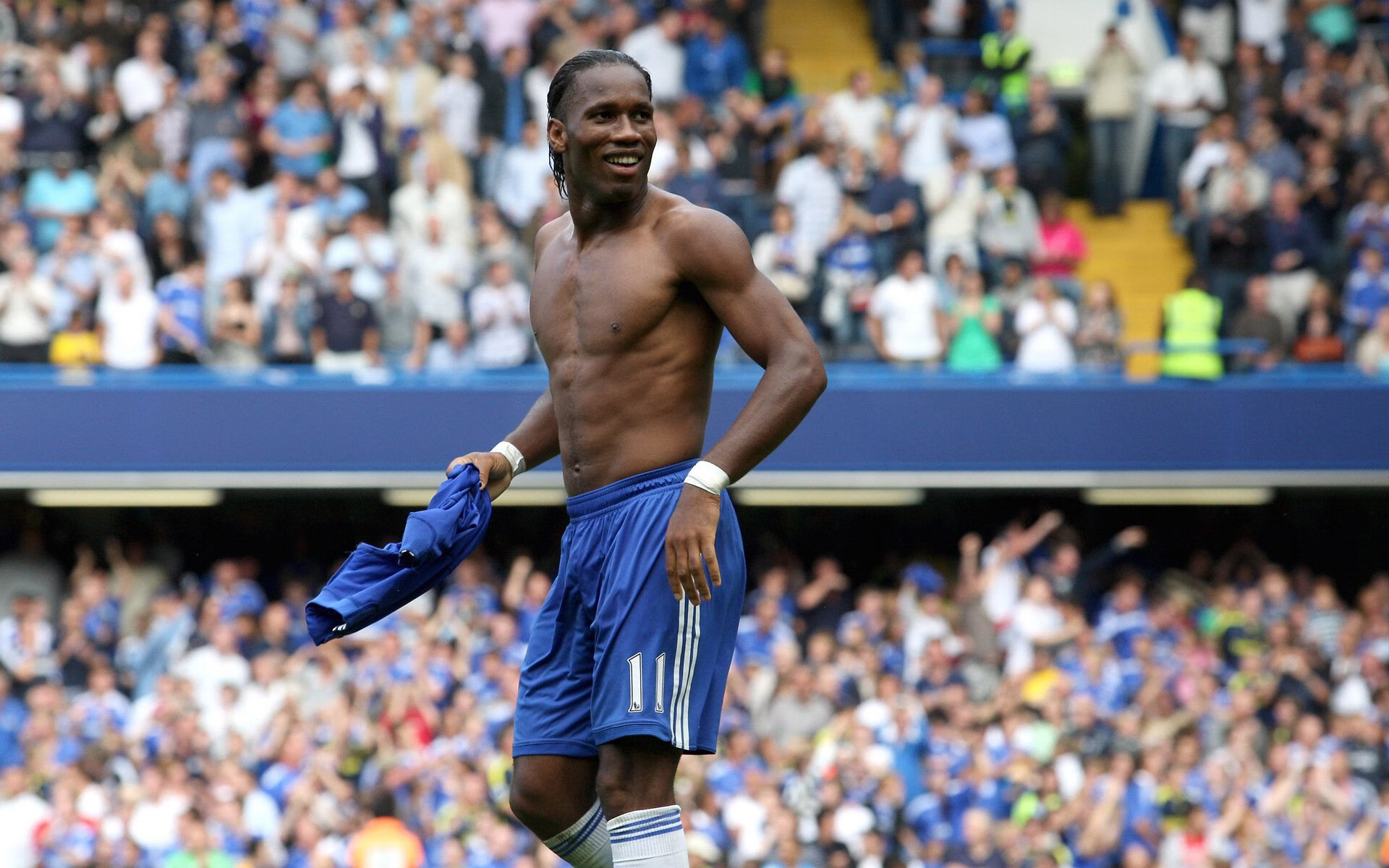 德布劳内迎来二十赛季出色发挥，尤文图斯观众热烈欢呼！上演精彩一战